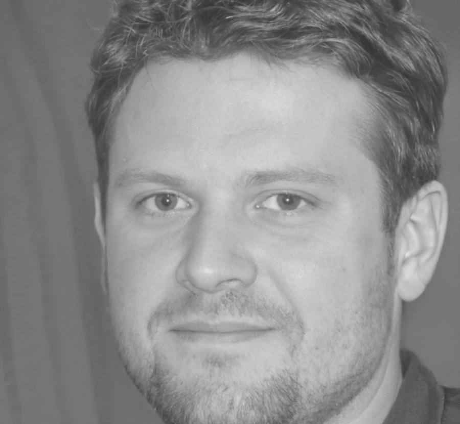 Retrato profesional de Miguel Santos